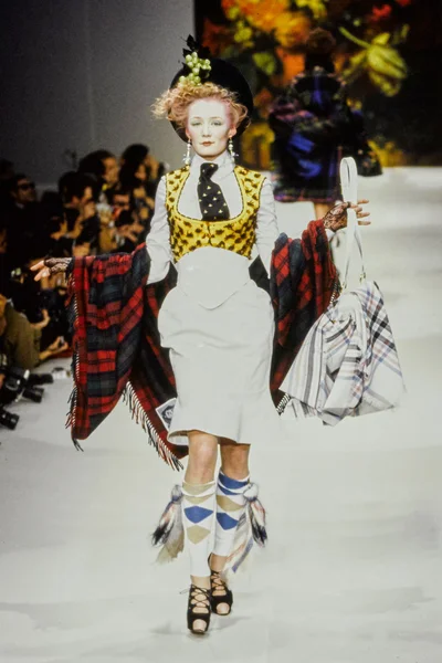 Look 40